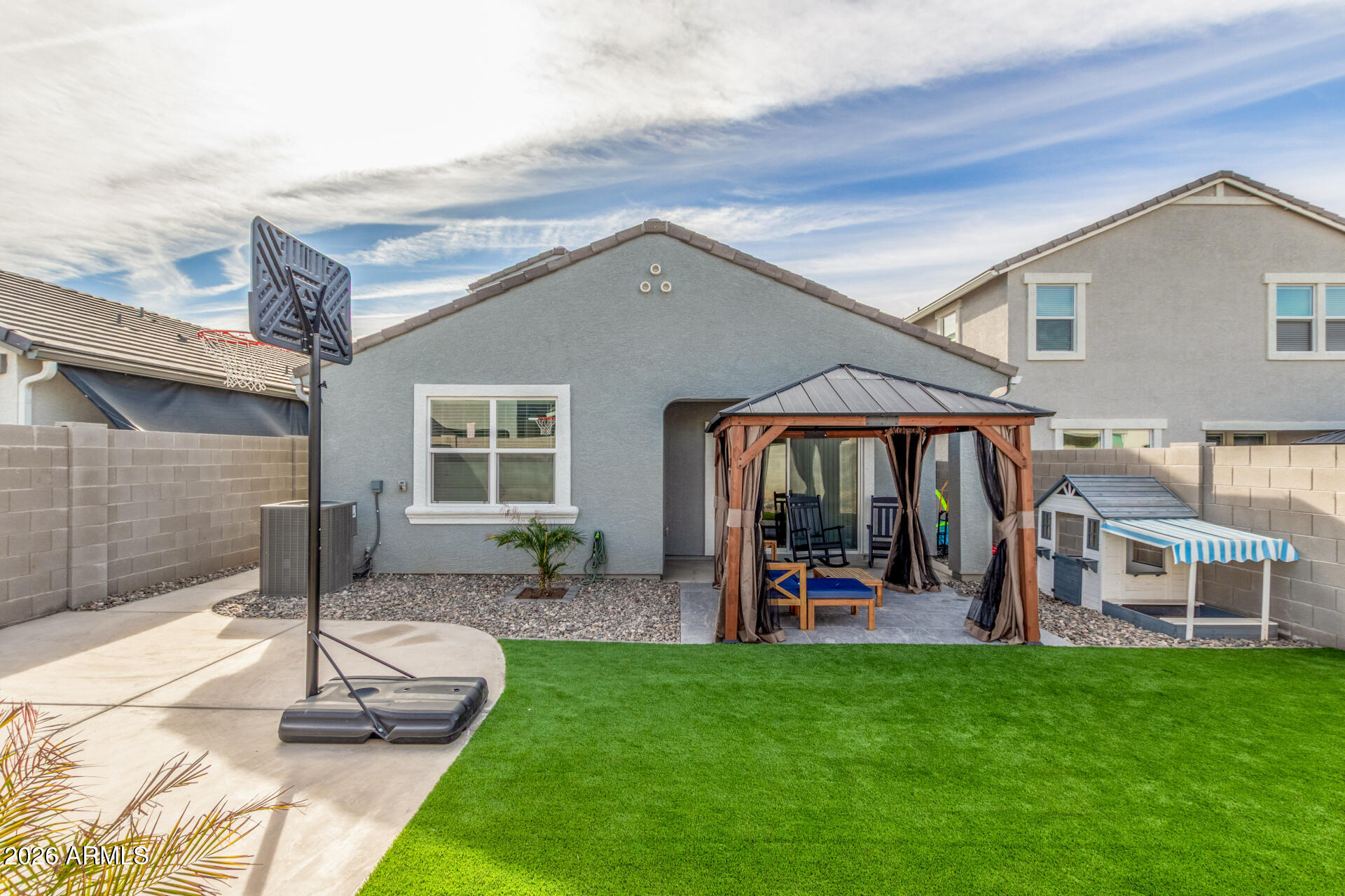 2102 West Sable Avenue Apache Junction, AZ 85120 - Photo 2 of 36 32 Sable Backyard