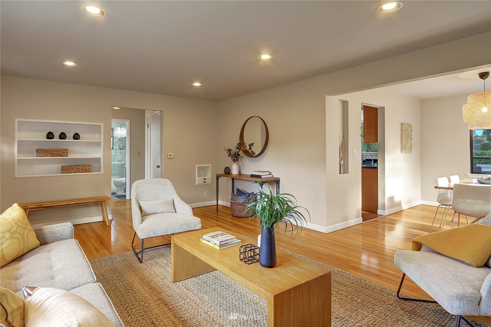 5217 South Myrtle Street Seattle, WA 98118 - Photo 6 of 30 a living room with furniture