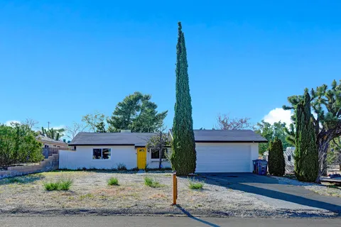 $289,000 | 7780 Jemez Trail, Yucca Valley, CA 92284
