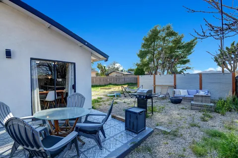 $289,000 | 7780 Jemez Trail, Yucca Valley, CA 92284