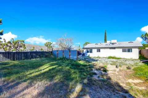 $289,000 | 7780 Jemez Trail, Yucca Valley, CA 92284
