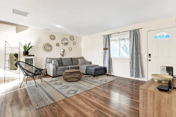 $275,000 | 7780 Jemez Trail, Yucca Valley, CA 92284