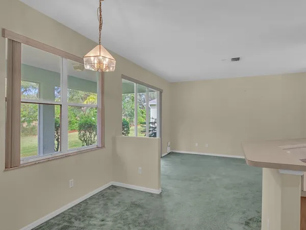 $2,200 | 5675 West 1st Square Southwest, Vero Beach, FL 32968