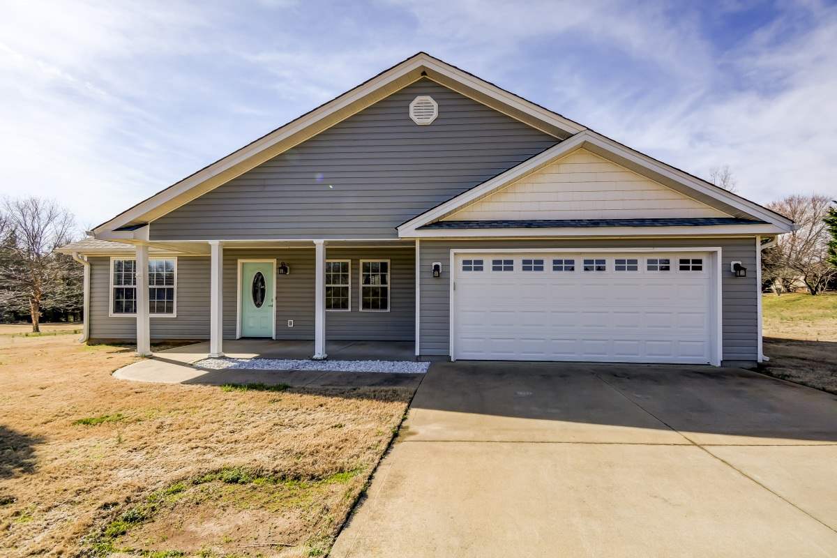 14 Exodus Way Greer, SC 29651 - Photo 1 of 26 Gallery Image 1