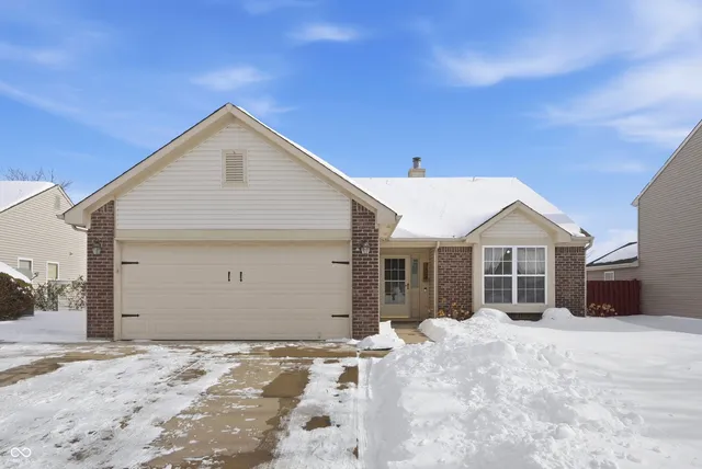 $280,000 | 759 Hollowood Lane, Avon, IN 46123