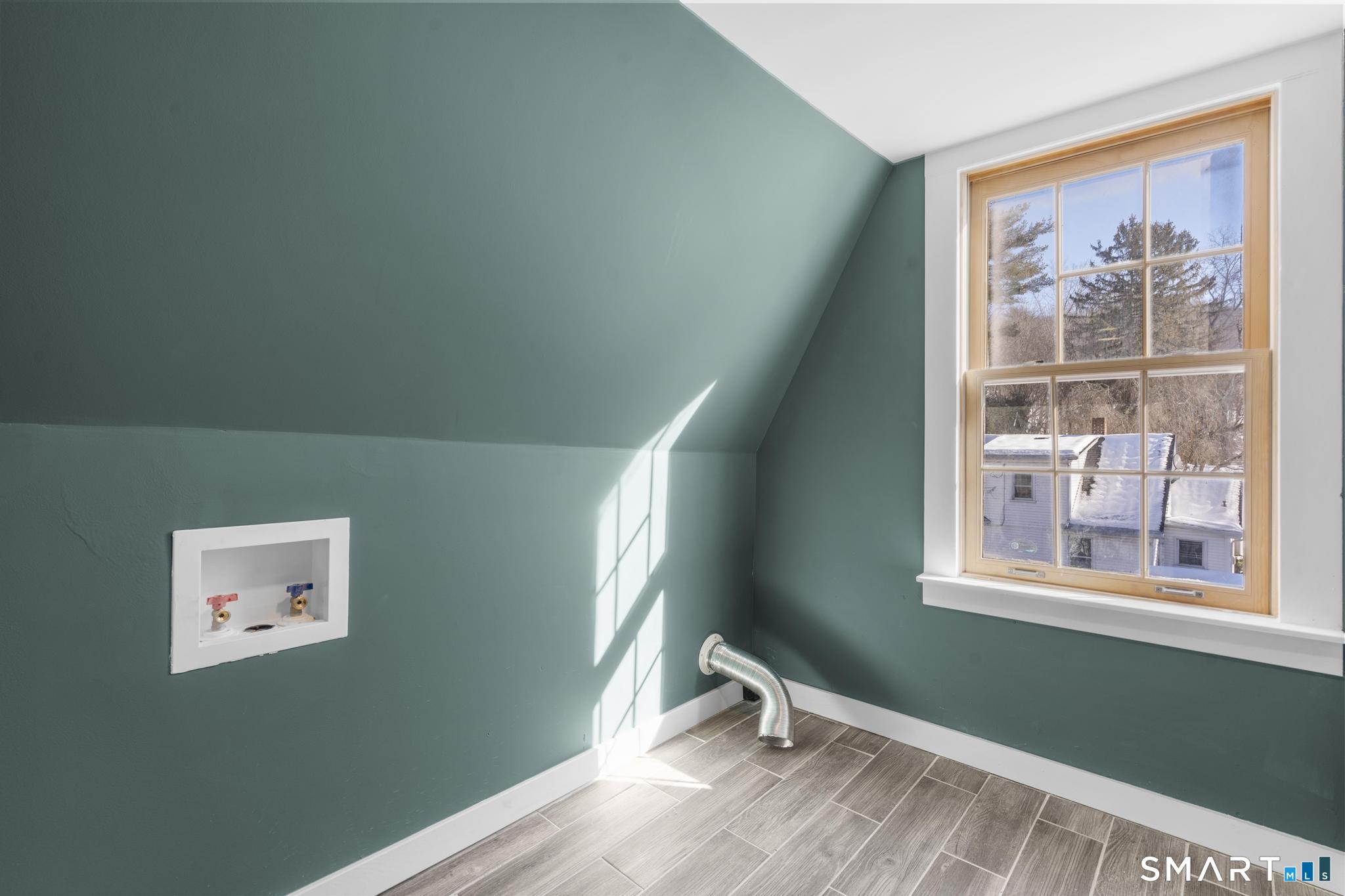 13 Harland Road Norwich, CT 06360 - Photo 14 of 36