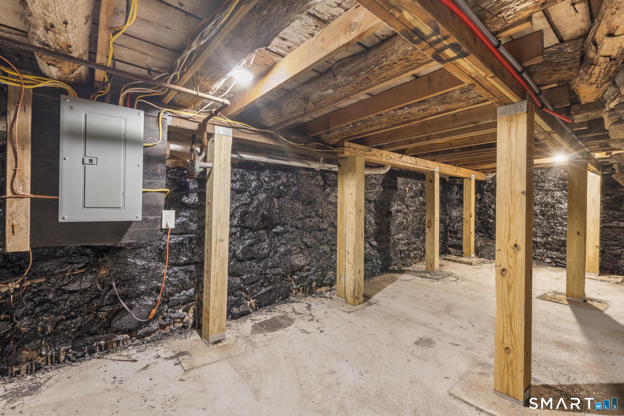 13 Harland Road Norwich, CT 06360 - Photo 32 of 36