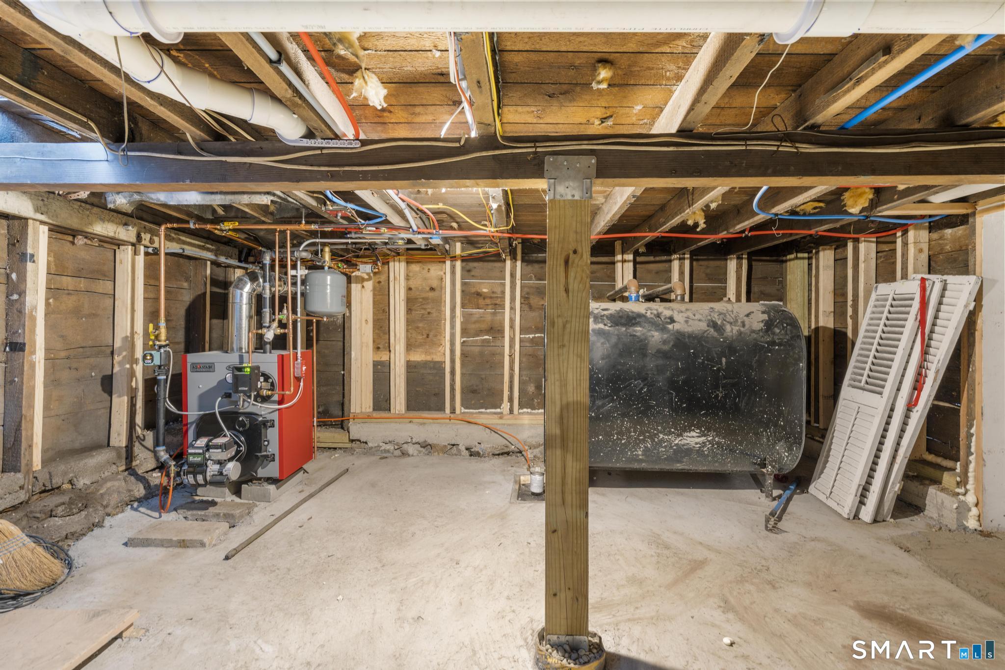 13 Harland Road Norwich, CT 06360 - Photo 33 of 36