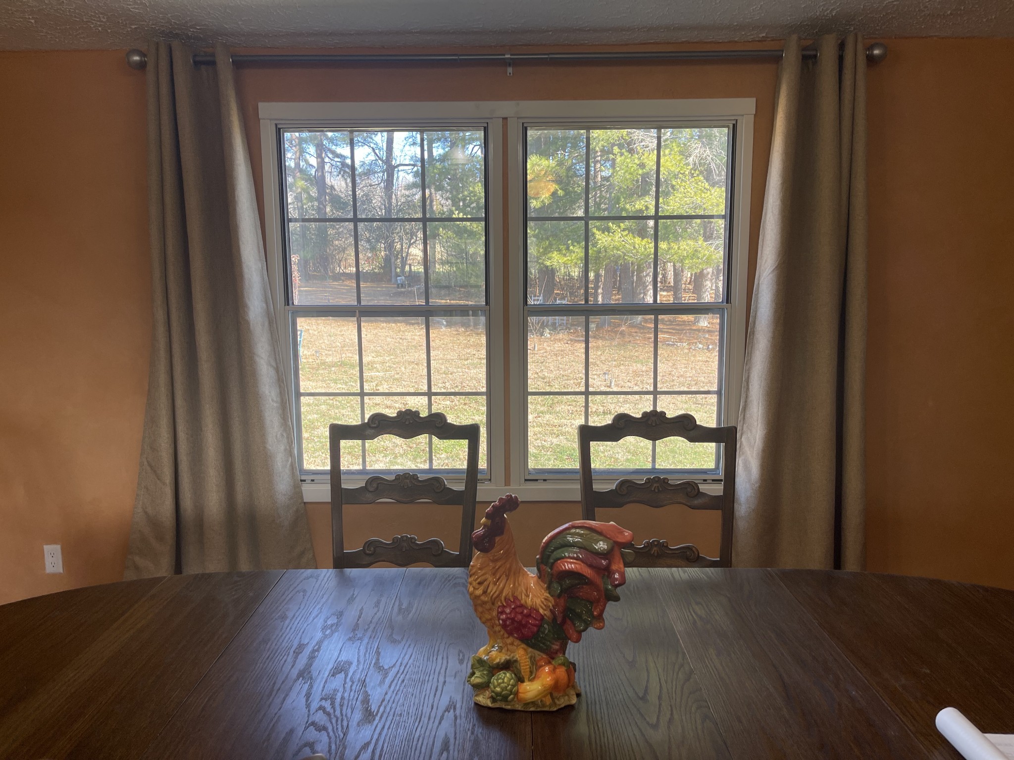 148 Stacy Road Manchester, TN 37355 - Photo 20 of 57 a room with wooden floor and a chair