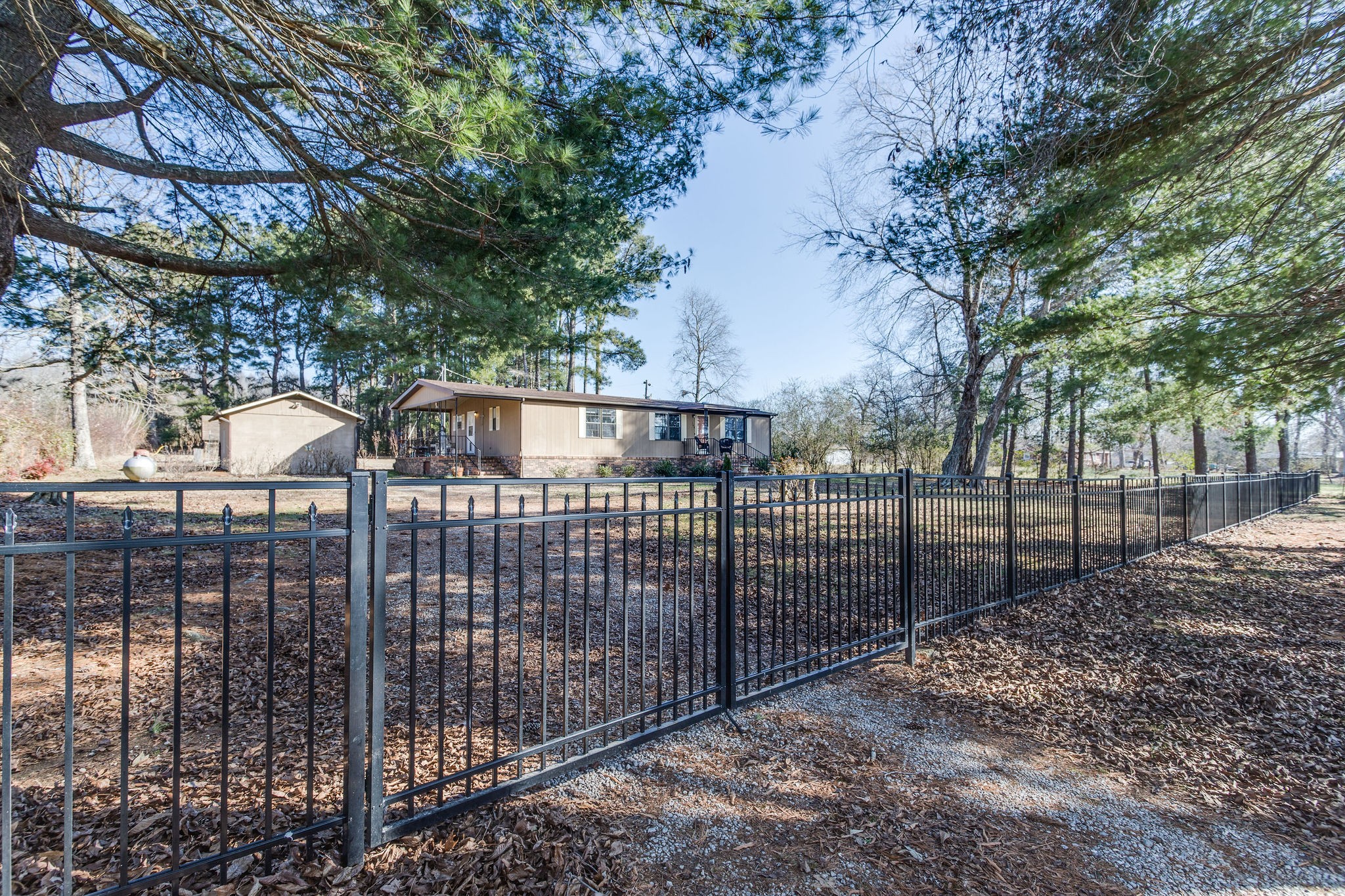 148 Stacy Road Manchester, TN 37355 - Photo 3 of 57 a view of entrance gate