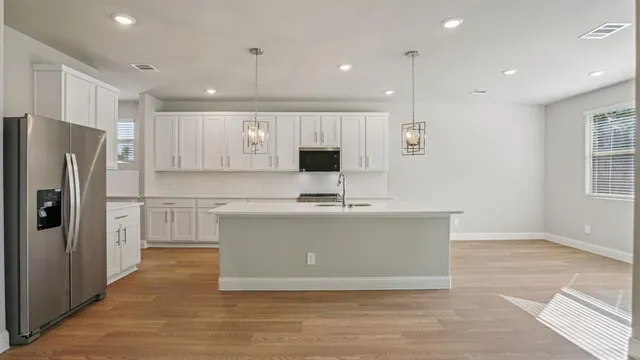 $402,654 | 4018 Granbury Drive, Farmersville, TX 75442