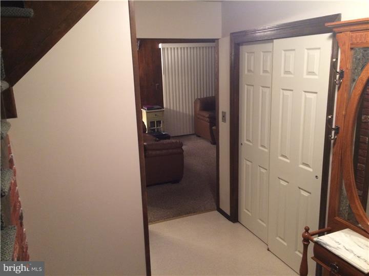 143 Hempstead Road Hamilton, NJ 08610 - Photo 8 of 10 Gallery Image 8