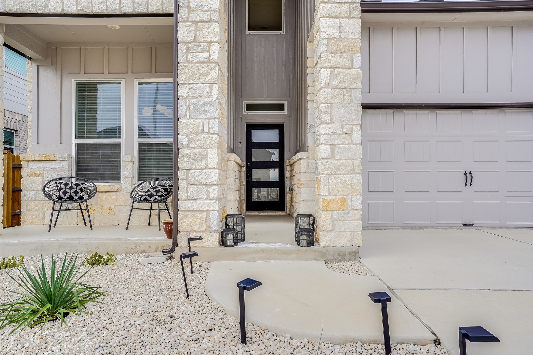 4701 Sea Salt Drive Austin, TX 78747 - Photo 2 of 29 a view of a chairs and table in kitchen