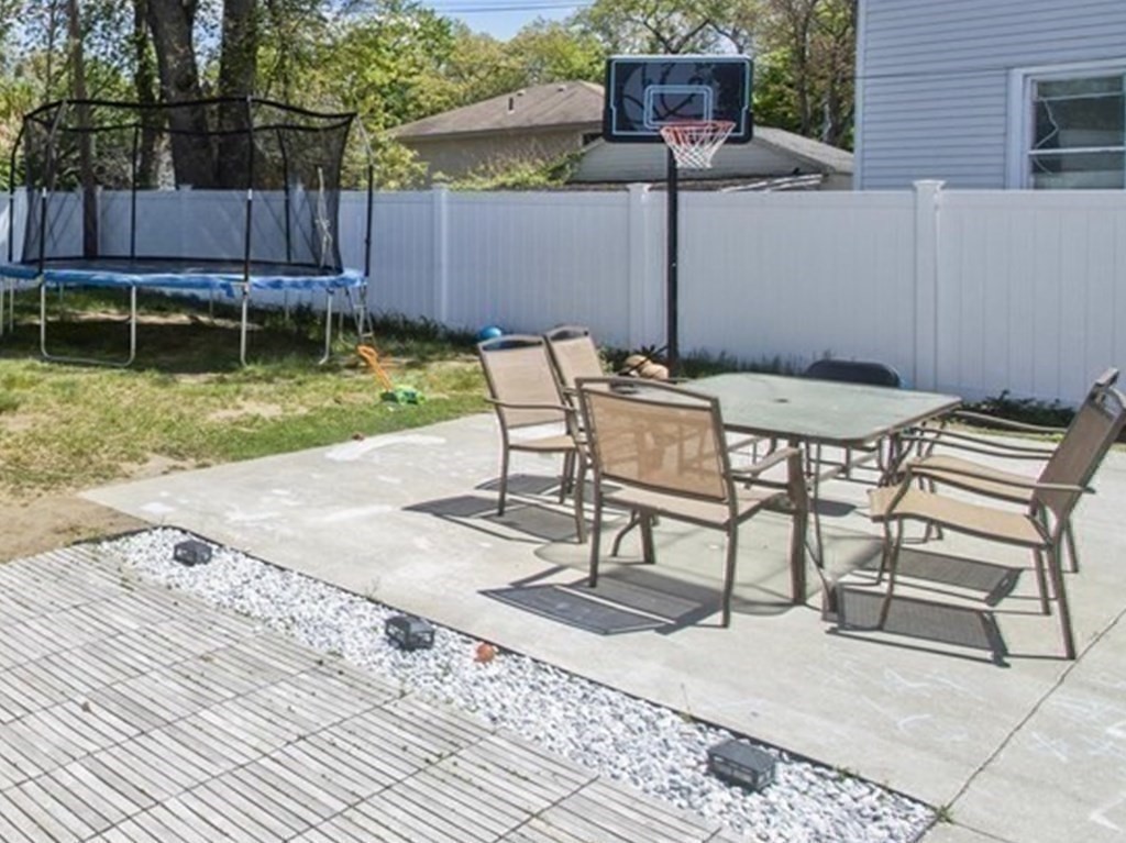 797 Armory Street Springfield, MA 01107 - Photo 39 of 42