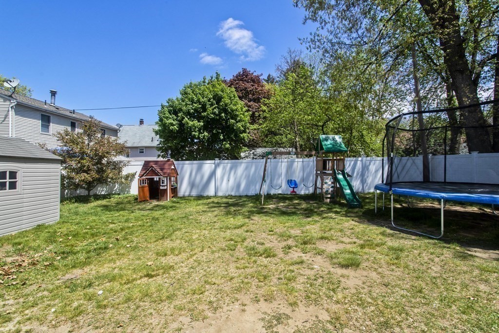 797 Armory Street Springfield, MA 01107 - Photo 41 of 42
