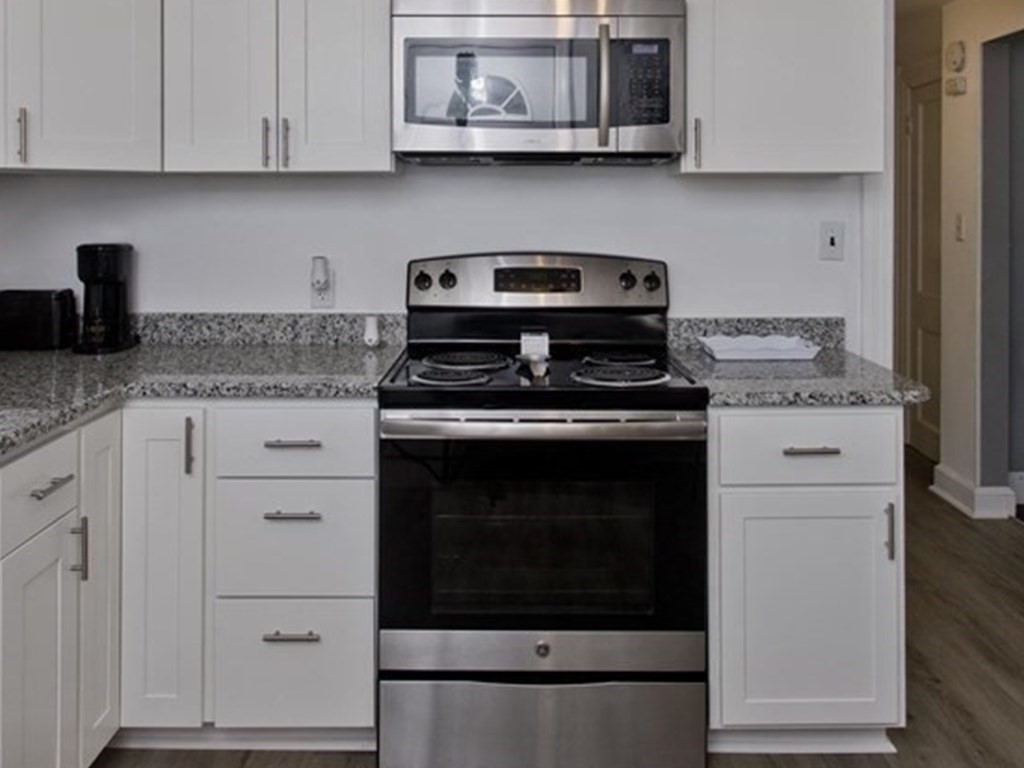 797 Armory Street Springfield, MA 01107 - Photo 9 of 42