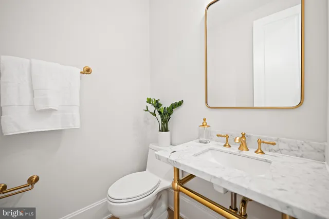 $2,895,000 | 2602 36th Place Northwest, Washington, DC 20007