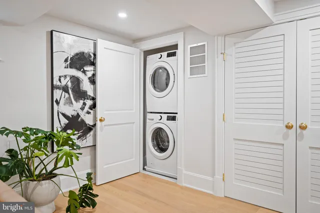 $2,895,000 | 2602 36th Place Northwest, Washington, DC 20007