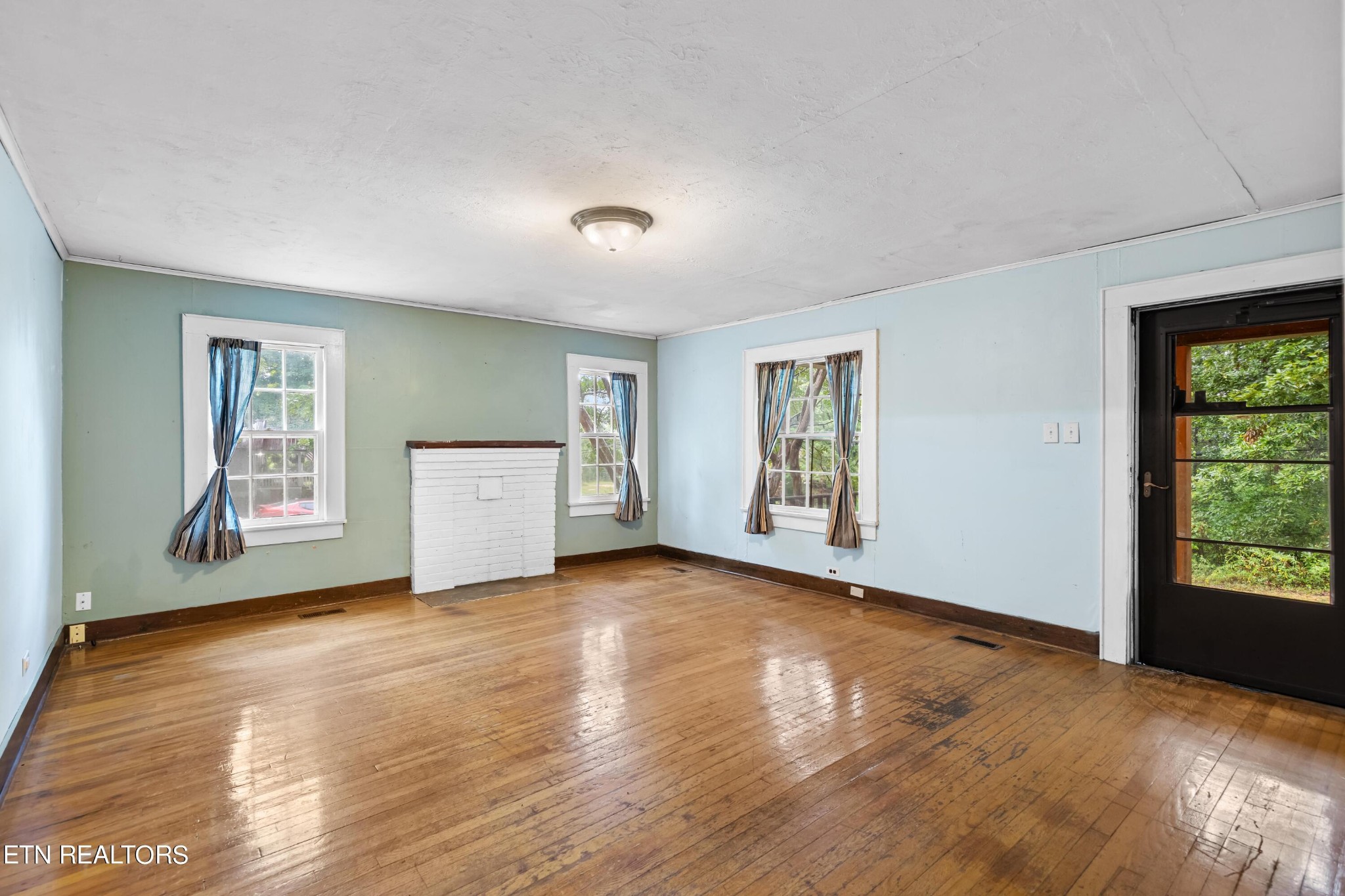 3524 Cruze Road Powell, TN 37849 - Photo 5 of 21 Gallery Image 5