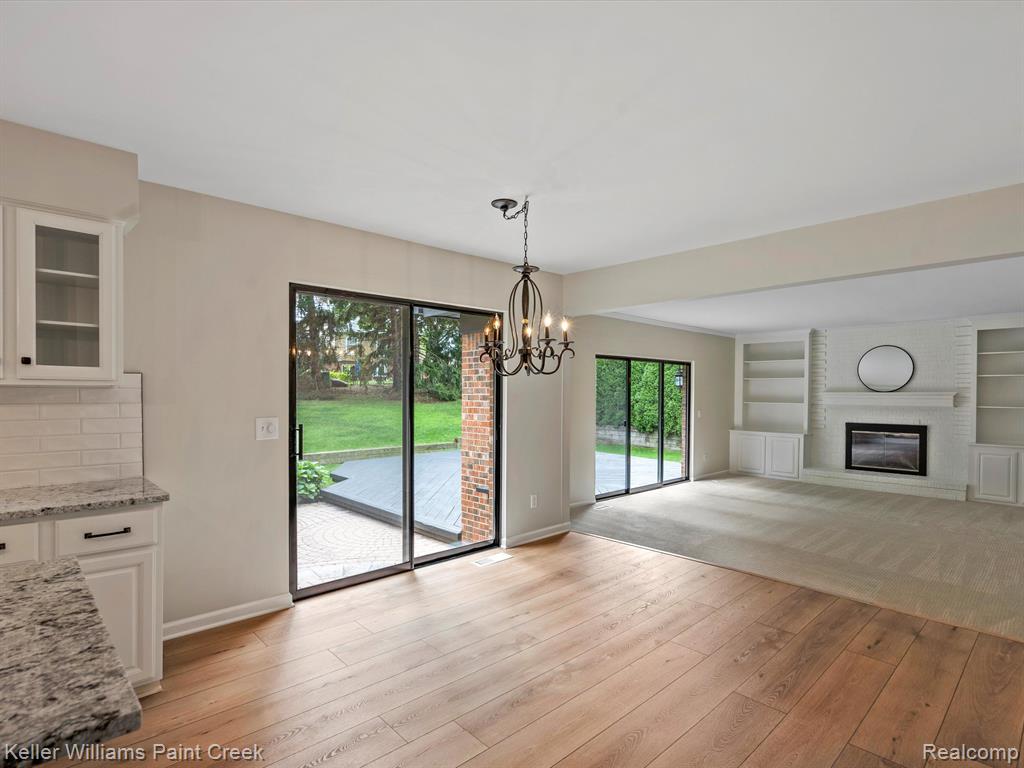 319 Lake Forest Road Rochester Hills, MI 48309 - Photo 13 of 42