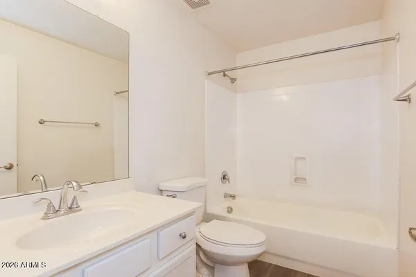 $1,990 | 3528 West Glass Lane, Phoenix, AZ 85041