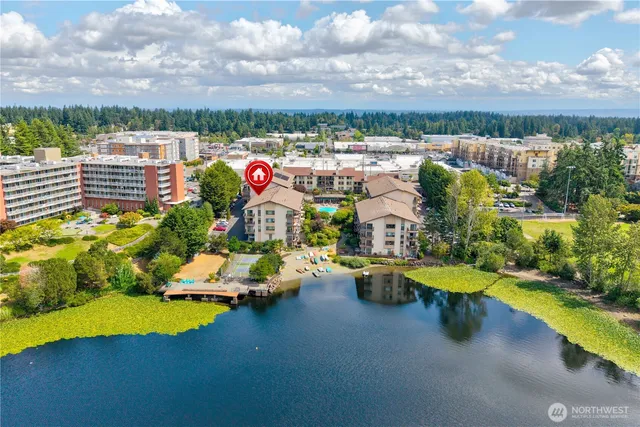 $399,000 | 13229 Linden Avenue North, Unit 402B, Seattle, WA 98133
