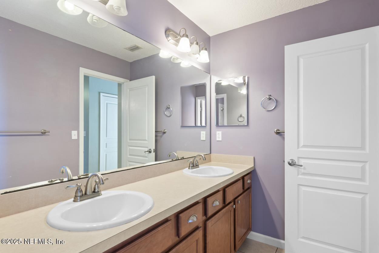 700 Reflection Cove Road East Jacksonville, FL 32218 - Photo 45 of 62 Second Bathroom