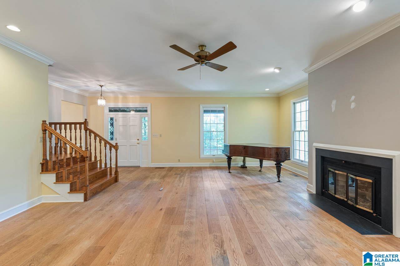 249 Berry Lane Pelham, AL 35124 - Photo 4 of 25