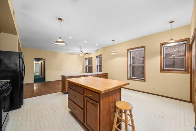 $399,900 | 5443 South Cornell Avenue, Unit 2N, Chicago, IL 60615