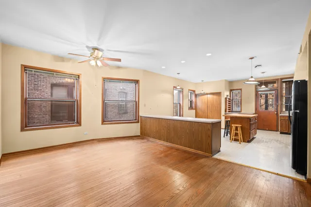 $399,900 | 5443 South Cornell Avenue, Unit 2N, Chicago, IL 60615