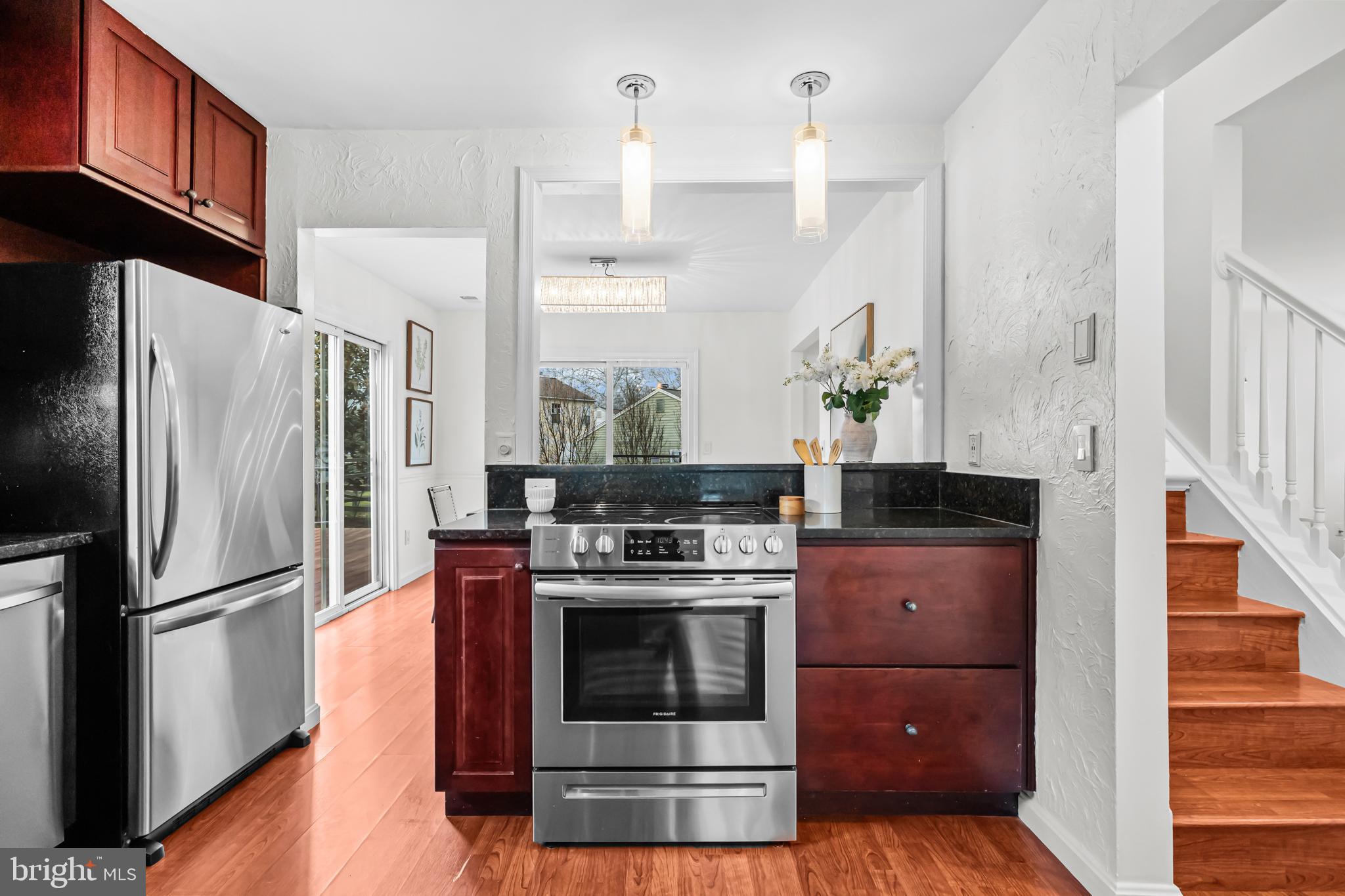 13513 Coates Lane Herndon, VA 20171 - Photo 13 of 51