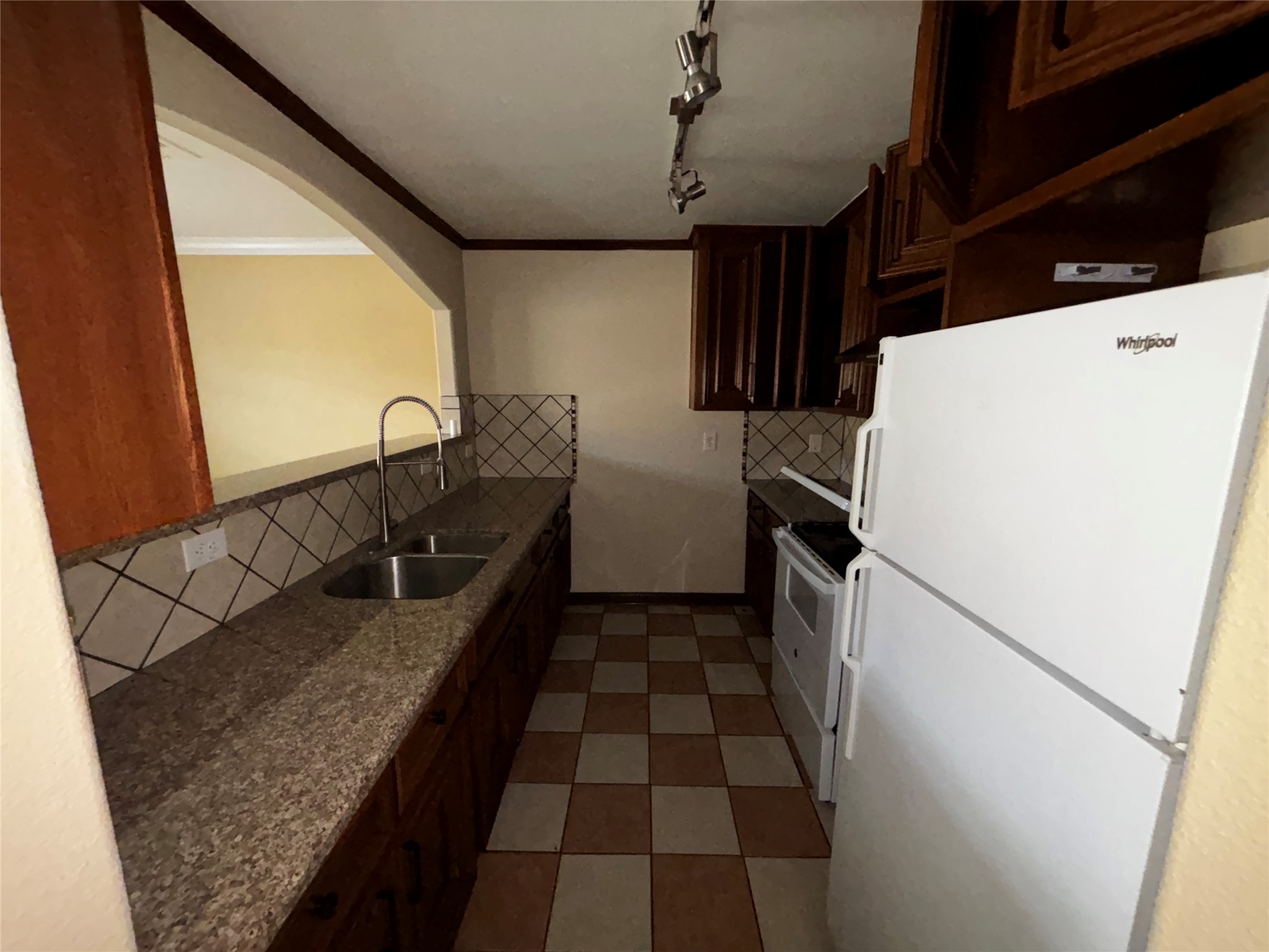 6644 West Fuqua Street Houston, TX 77489 - Photo 9 of 12