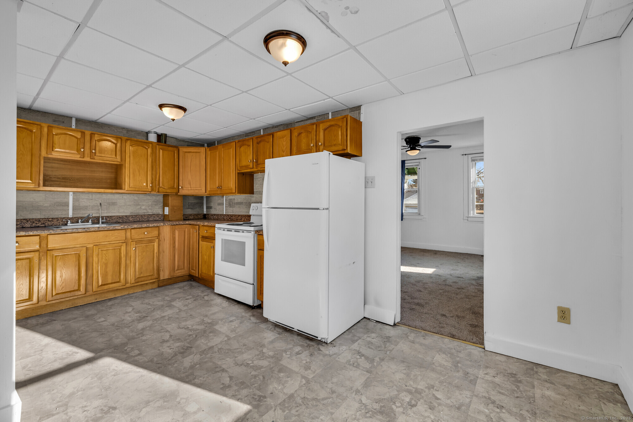 58 Spring Street Enfield, CT 06082 - Photo 4 of 24