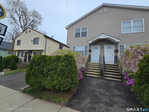 $2,600 | 148 Granfield Avenue, Bridgeport, CT 06610