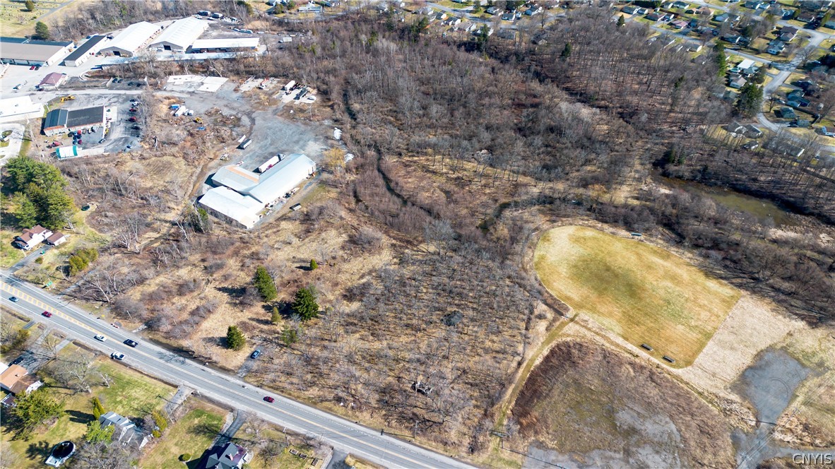 4450 Middle Settlement Road New Hartford, NY 13413 - Photo 4 of 11