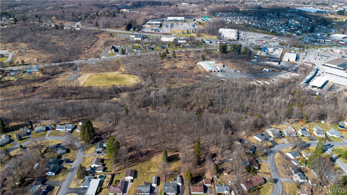 4450 Middle Settlement Road New Hartford, NY 13413 - Photo 10 of 11