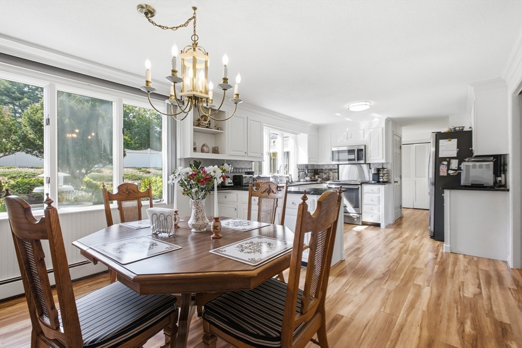 2 Russell Road Lynnfield, MA 01940 - Photo 17 of 42