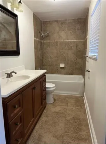 $1,900 | 2405 Dumaine Street, New Orleans, LA 70119