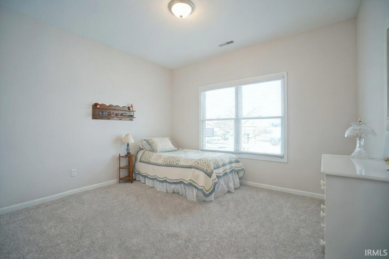 3990 Kings Pass Warsaw, IN 46582 - Photo 12 of 28