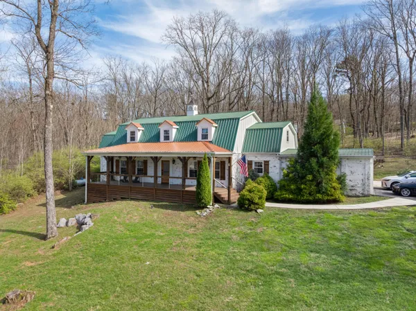 $825,000 | 1022 River Bend Drive, Chattanooga, TN 37419