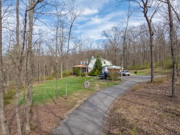 $850,000 | 1022 River Bend Drive, Chattanooga, TN 37419