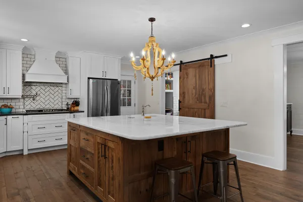 $850,000 | 1022 River Bend Drive, Chattanooga, TN 37419