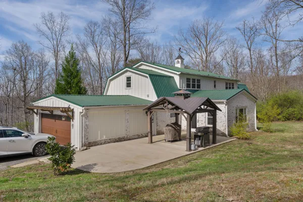 $850,000 | 1022 River Bend Drive, Chattanooga, TN 37419