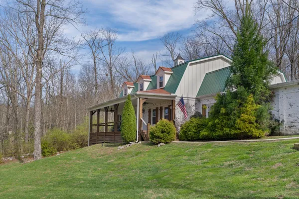 $850,000 | 1022 River Bend Drive, Chattanooga, TN 37419