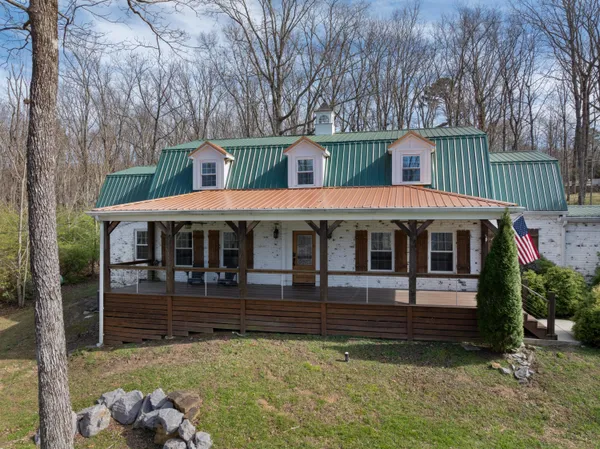 $850,000 | 1022 River Bend Drive, Chattanooga, TN 37419