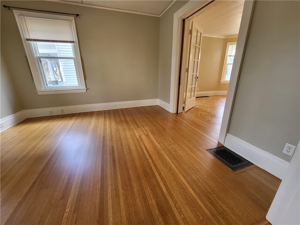 45 Boardman Street Rochester, NY 14607 - Photo 6 of 39