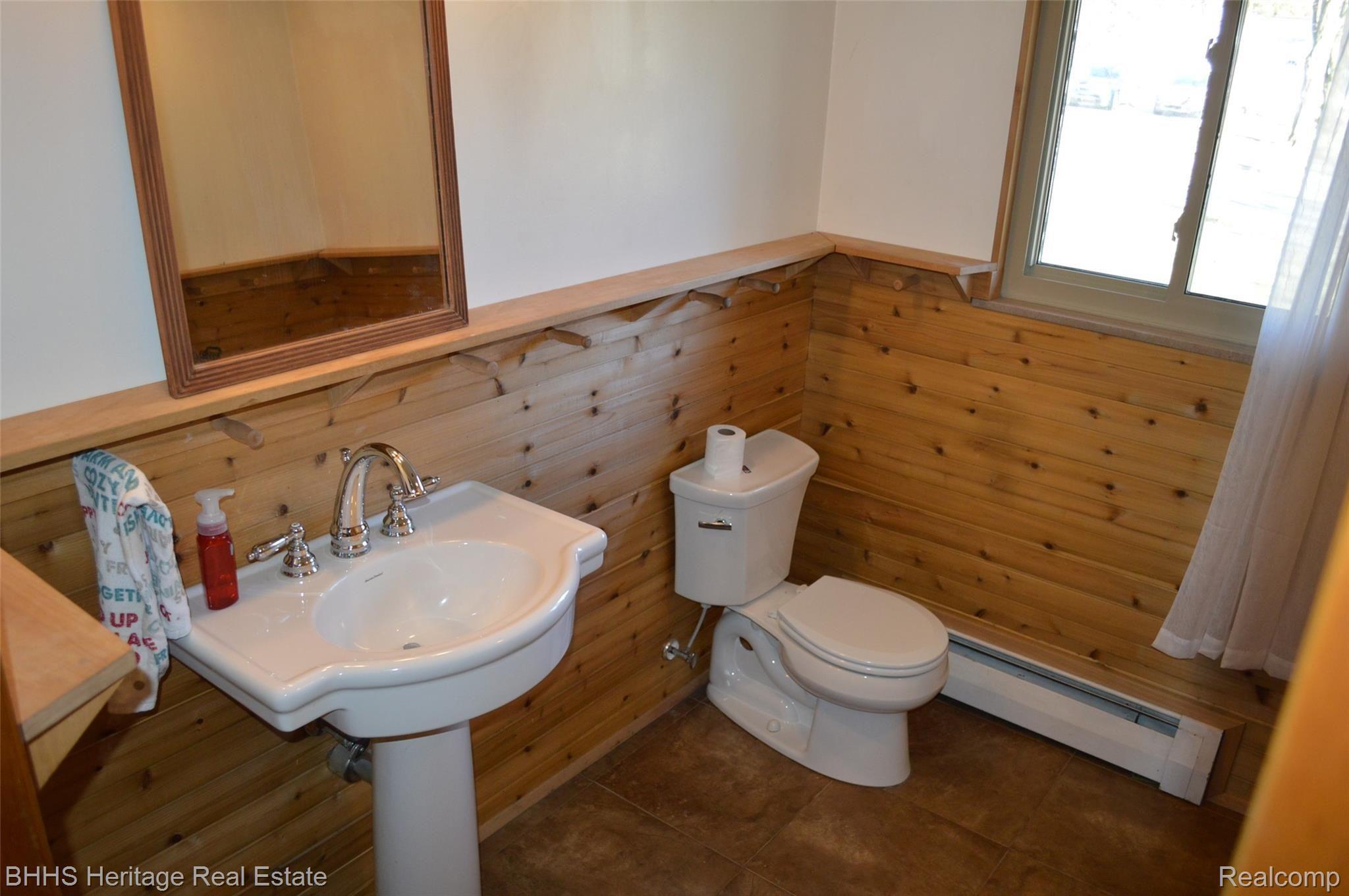 1214 Bower Street Howell, MI 48843 - Photo 53 of 79 DSC_1053.JPG