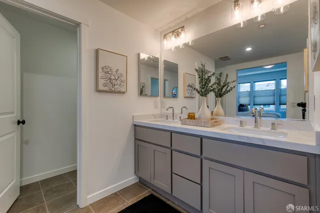 $898,000 | 121 Diamond Cove Terrace, San Francisco, CA 94134