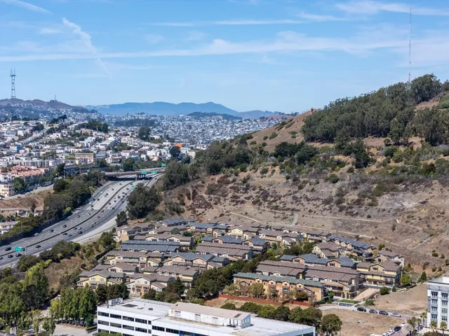 $898,000 | 121 Diamond Cove Terrace, San Francisco, CA 94134