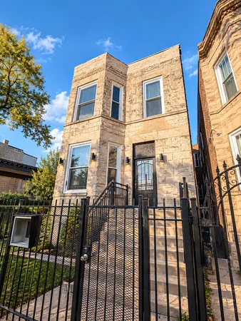 $2,000 | 1934 South St Louis Avenue, Unit 2, Chicago, IL 60623